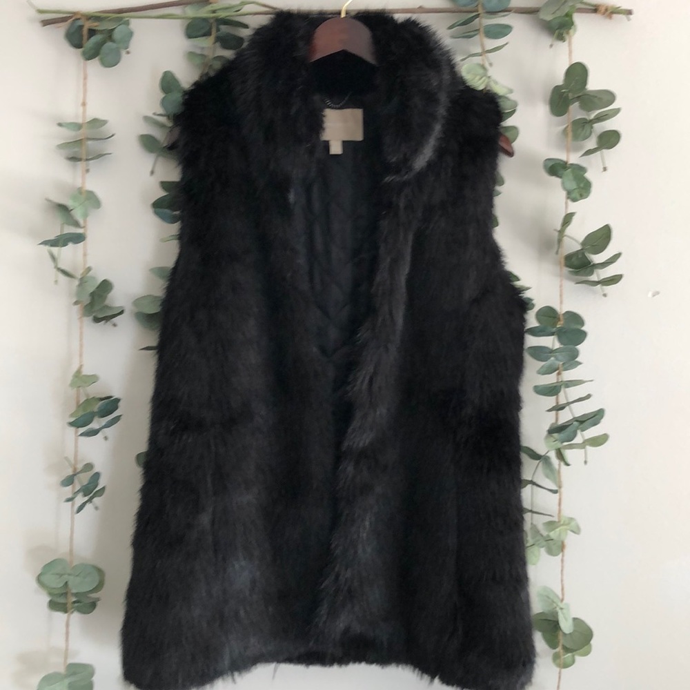 Banana Republic Black Faux Fur Vest